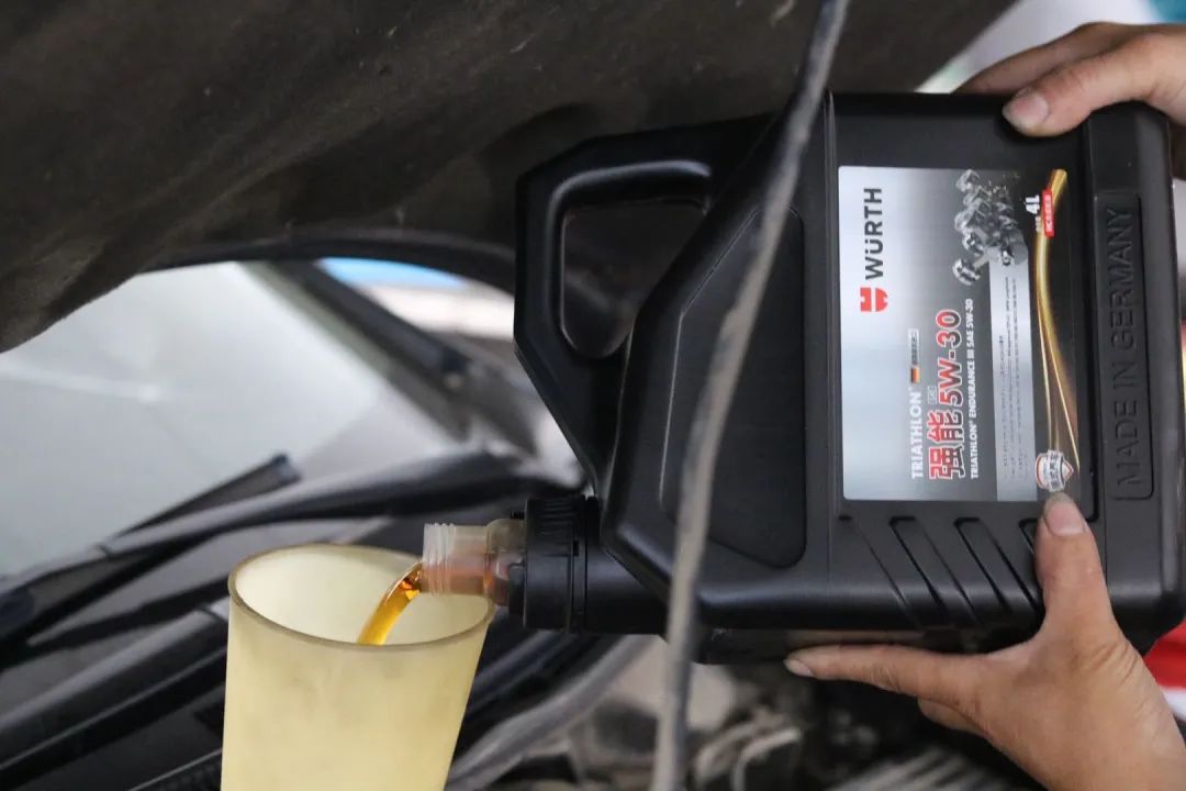 怪兽修车翻新奥迪q7,怪兽修车老车翻新