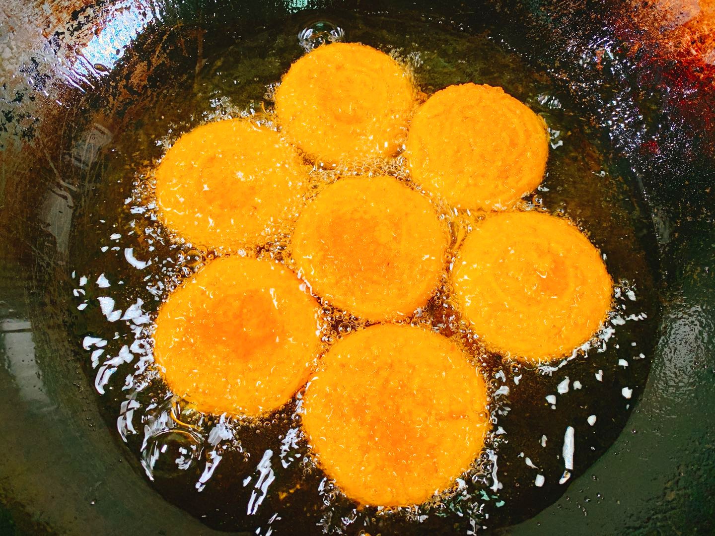 做南瓜饼放糯米粉为什么软绵绵的,做南瓜饼是不是需要加糯米粉