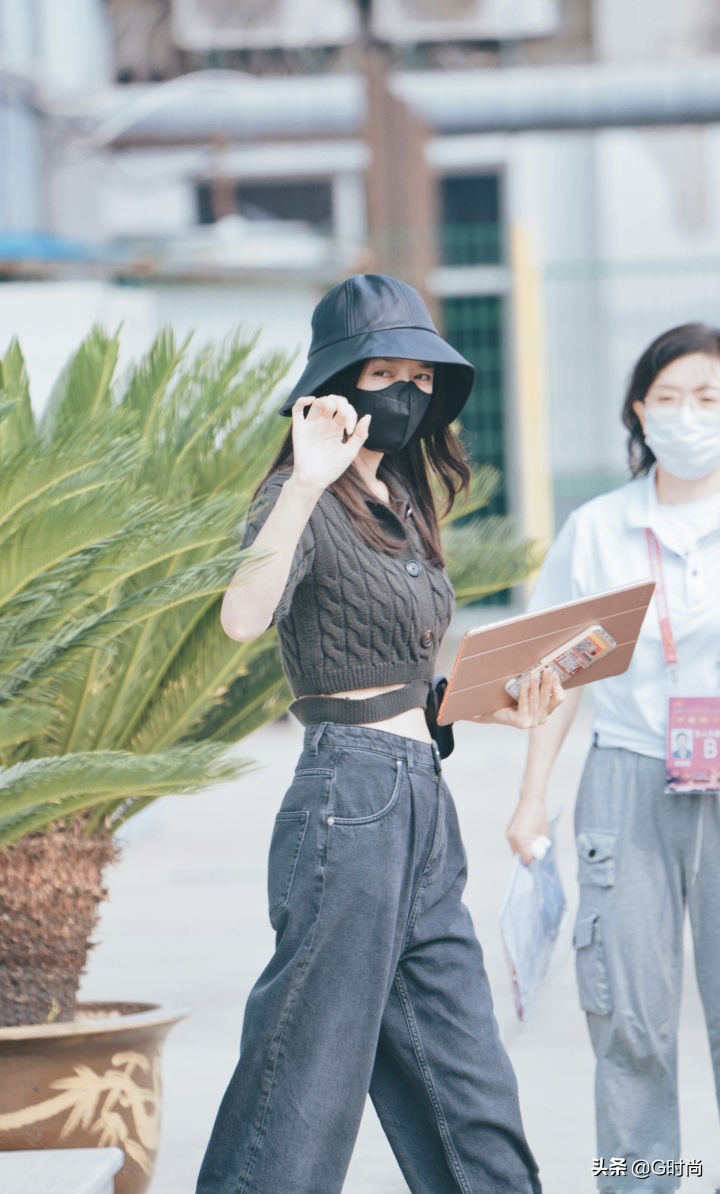 秋冬洋气帽子渔夫帽减龄,米白色渔夫帽女款秋冬显脸小