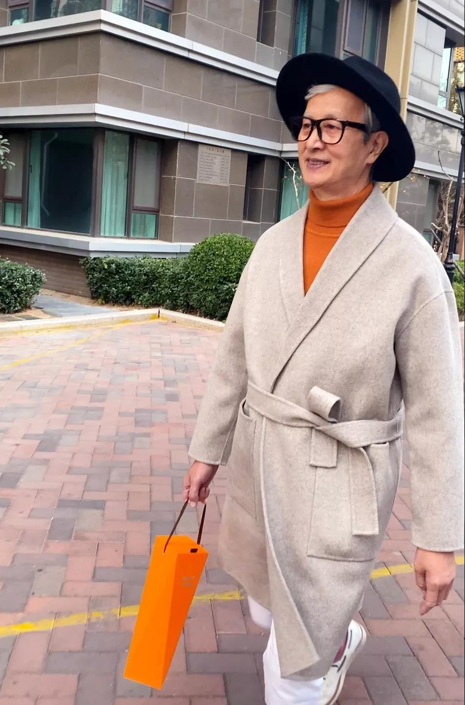 酒后醒酒场面,年轻人喝醉酒的名场面