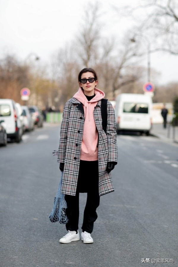 灰色系时髦搭配,高级搭配色系灰色和粉色