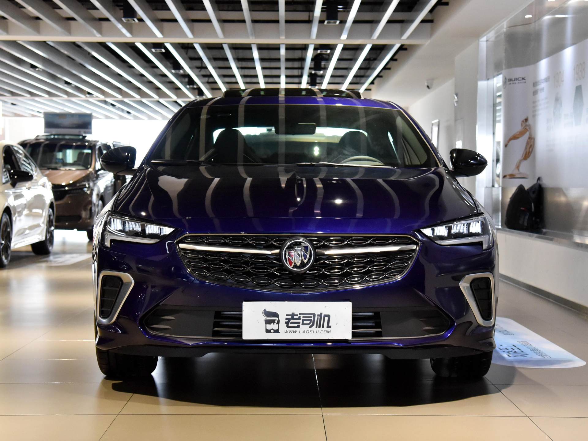 新款君威gs测评,车长超4米