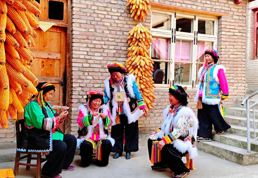 迭部下迭服饰介绍,迭部服饰