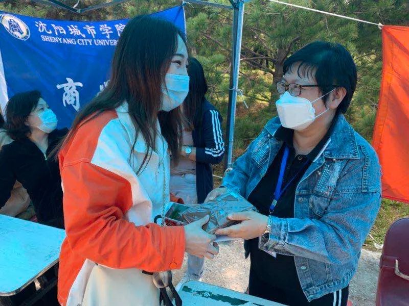 绿岛“背影”|这些瞬间,因为有你而更温暖难忘!