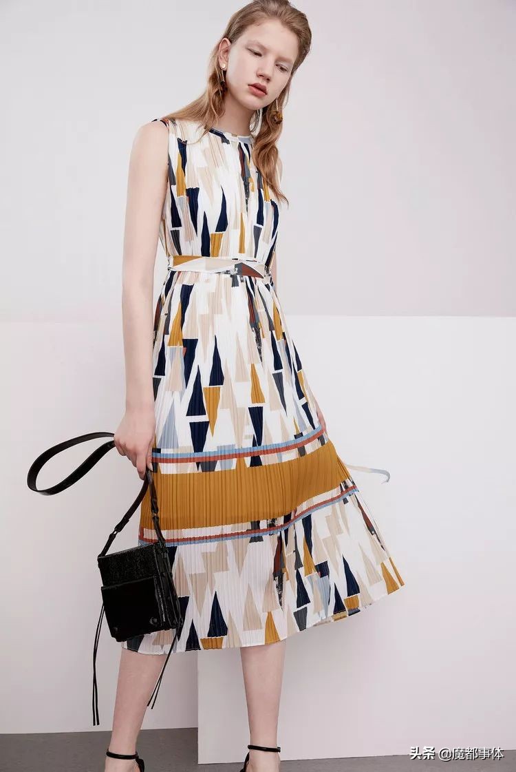 lily秋冬装打折,lily时装特卖