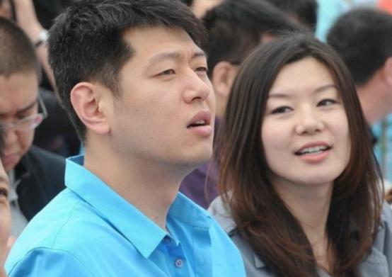 一家三口两国手，儿子是“王治郅接班人”，儿媳是“亚洲蝶后”