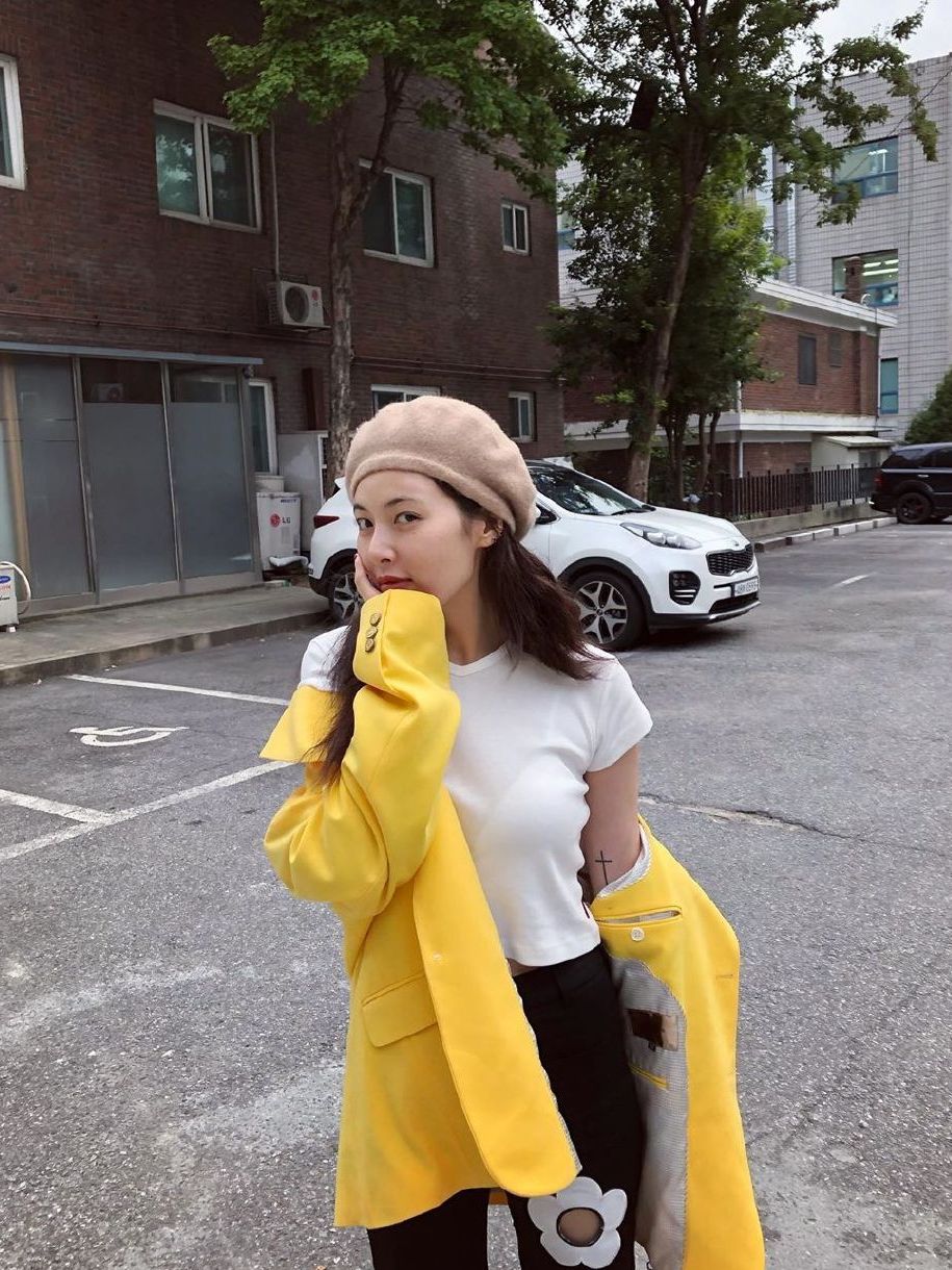 泫雅风破洞牛仔裤,泫雅破洞宽松九分直筒哈伦牛仔裤