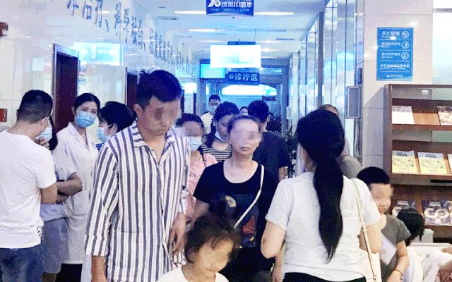 白癜风专家会诊,全国征集10名白癜风病友免费治疗