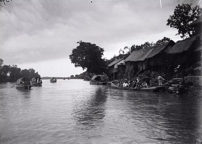 九眼桥水井坊酒吧,九眼桥酒水井坊