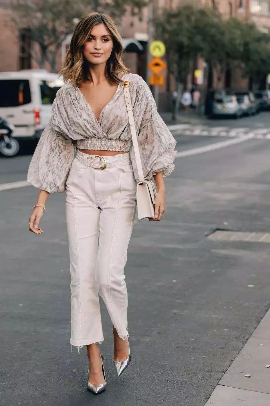 zara倒闭了没有,zara的衣服质量有问题吗