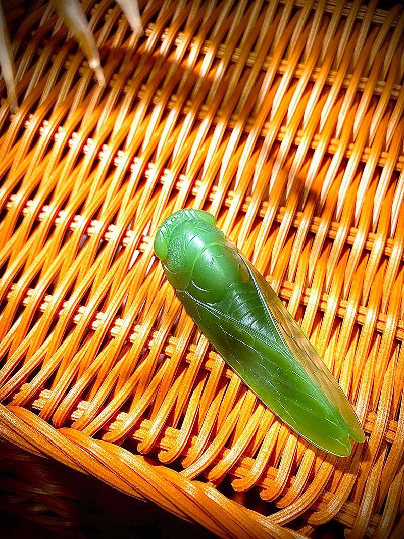 五彩斑斓的和田玉家族!这抹价值不菲万的“绿”来自何方?