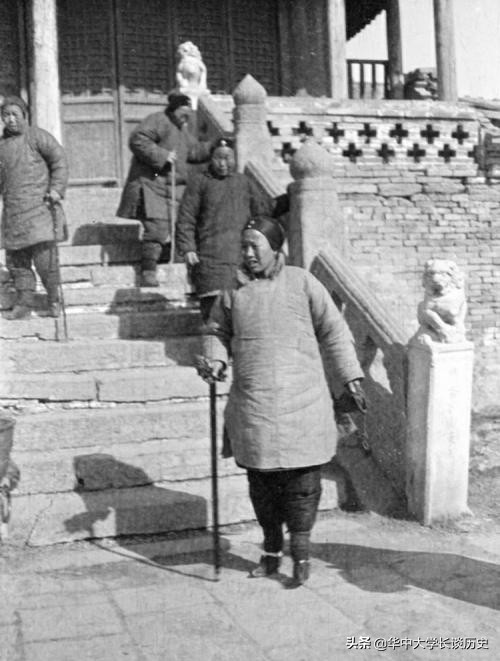 三寸金莲的痛苦你知道吗？堪比酷刑！