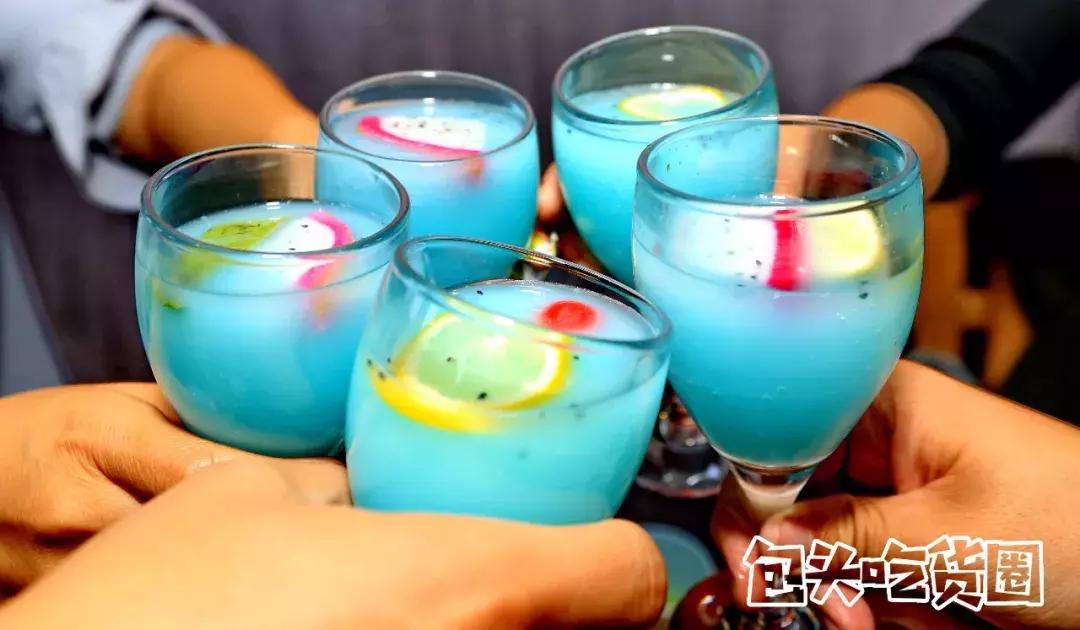 麻将馆里的火锅店,麻将馆的麻辣火锅