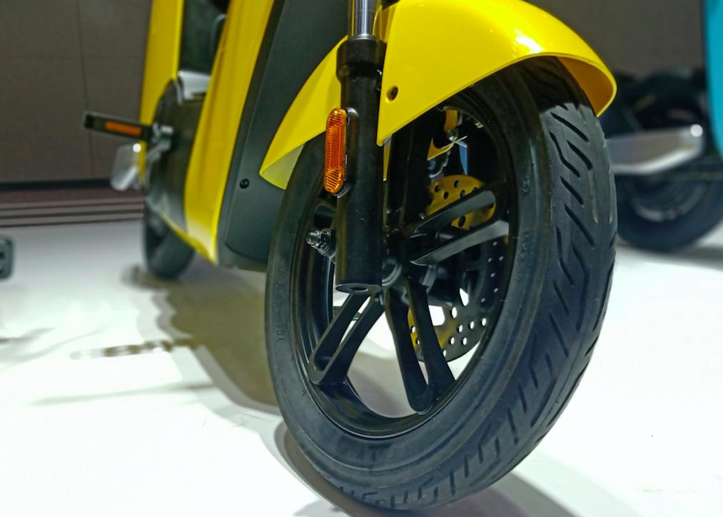 新国标电动车推荐加装中箱,储物空间大的新国标电动车