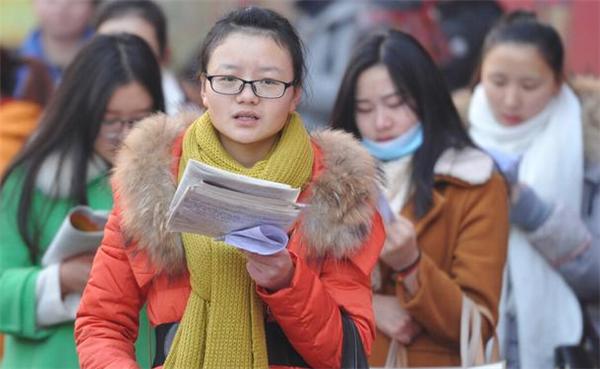 考研400分和高考600分哪个难,考研400分与高考600分哪个更难