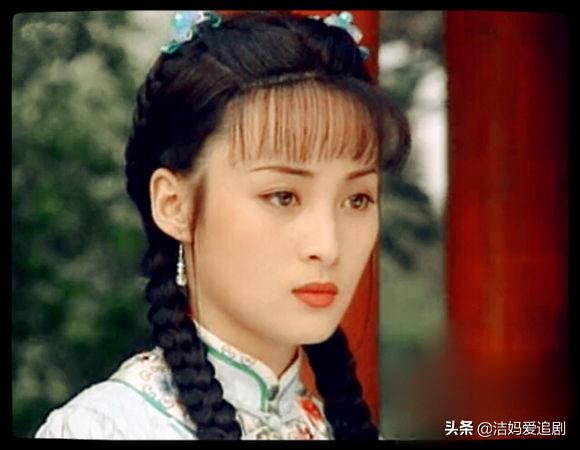 杨紫同款发型双麻花辫子,杨紫同款发型短发麻花辫