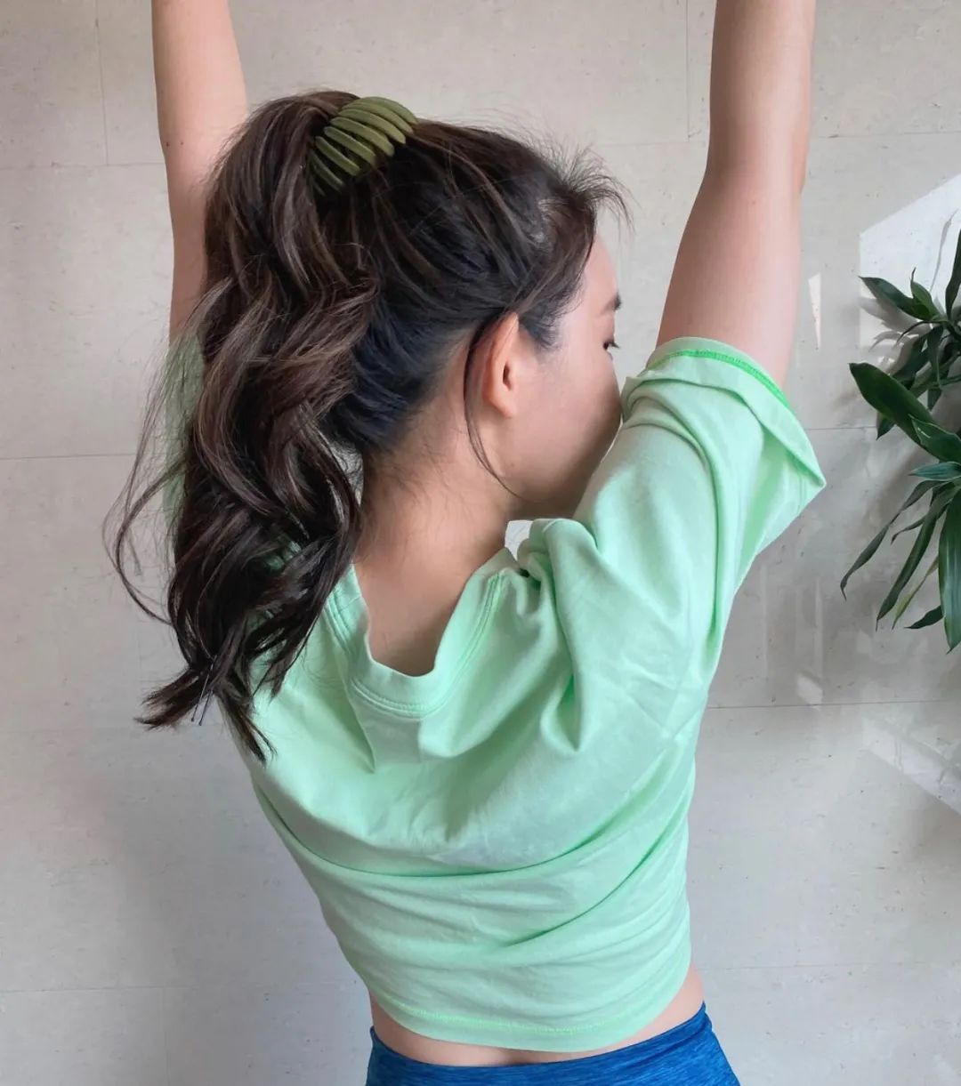 韩国女孩很会化妆,韩国东大门头饰