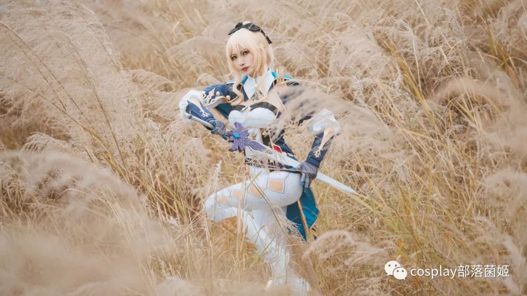 原神琴cos,cos原神琴团长蜘蛛腿