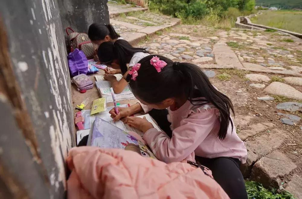 被穷养过的女孩,被穷养长大的女孩