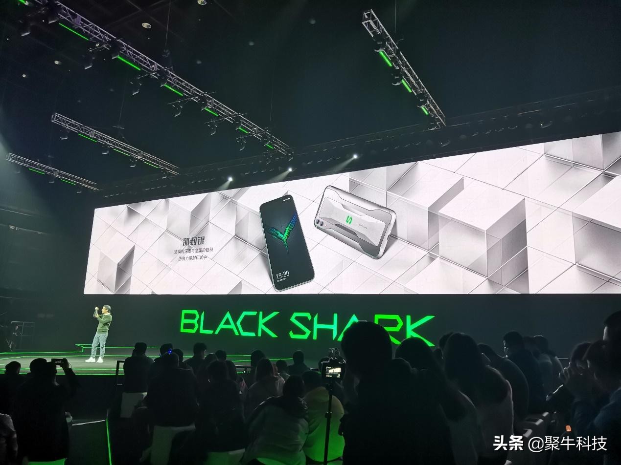 黑鲨游戏手机2发售价,黑鲨游戏手机2值得入手吗