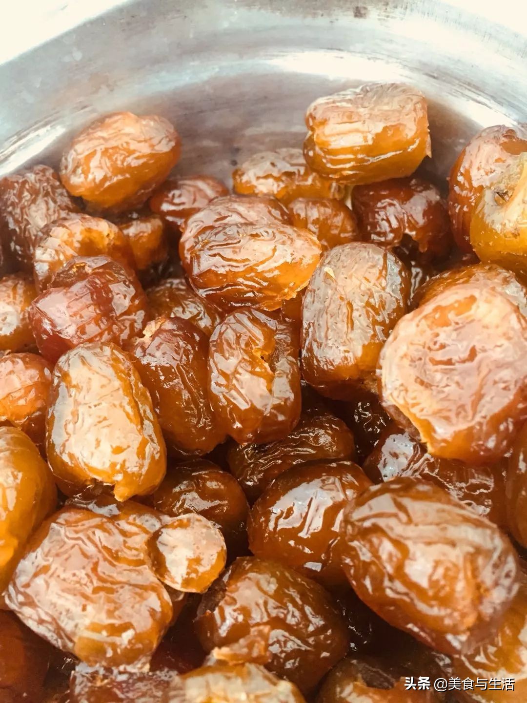 摆摊卖粽子创业的真实经历,卖粽子一年赚300万