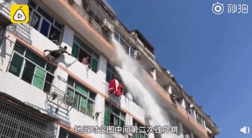 奇葩新闻大全爆笑合集,各种奇葩新闻笑死人