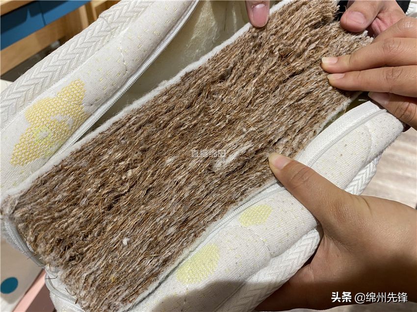 棕床垫甲醛超标白血病,网上说的棕垫导致白血病真的吗