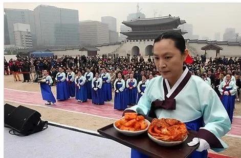 韩国人受欺凌事件,吐槽韩国人泡菜事件