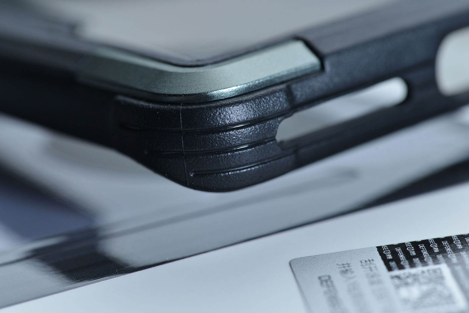 7000块的华为mate40pro,mate40pro蓝猩护甲防摔壳