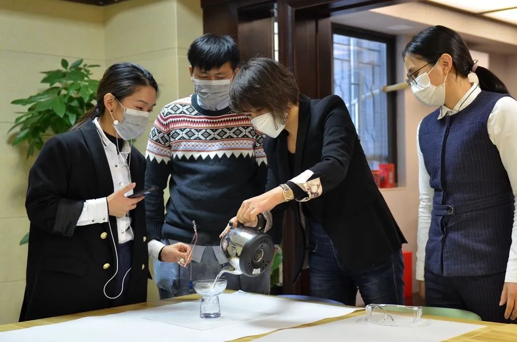 「仲恺她无限」27年只做一件事!她带领雷诺眼镜从仲恺走向全国