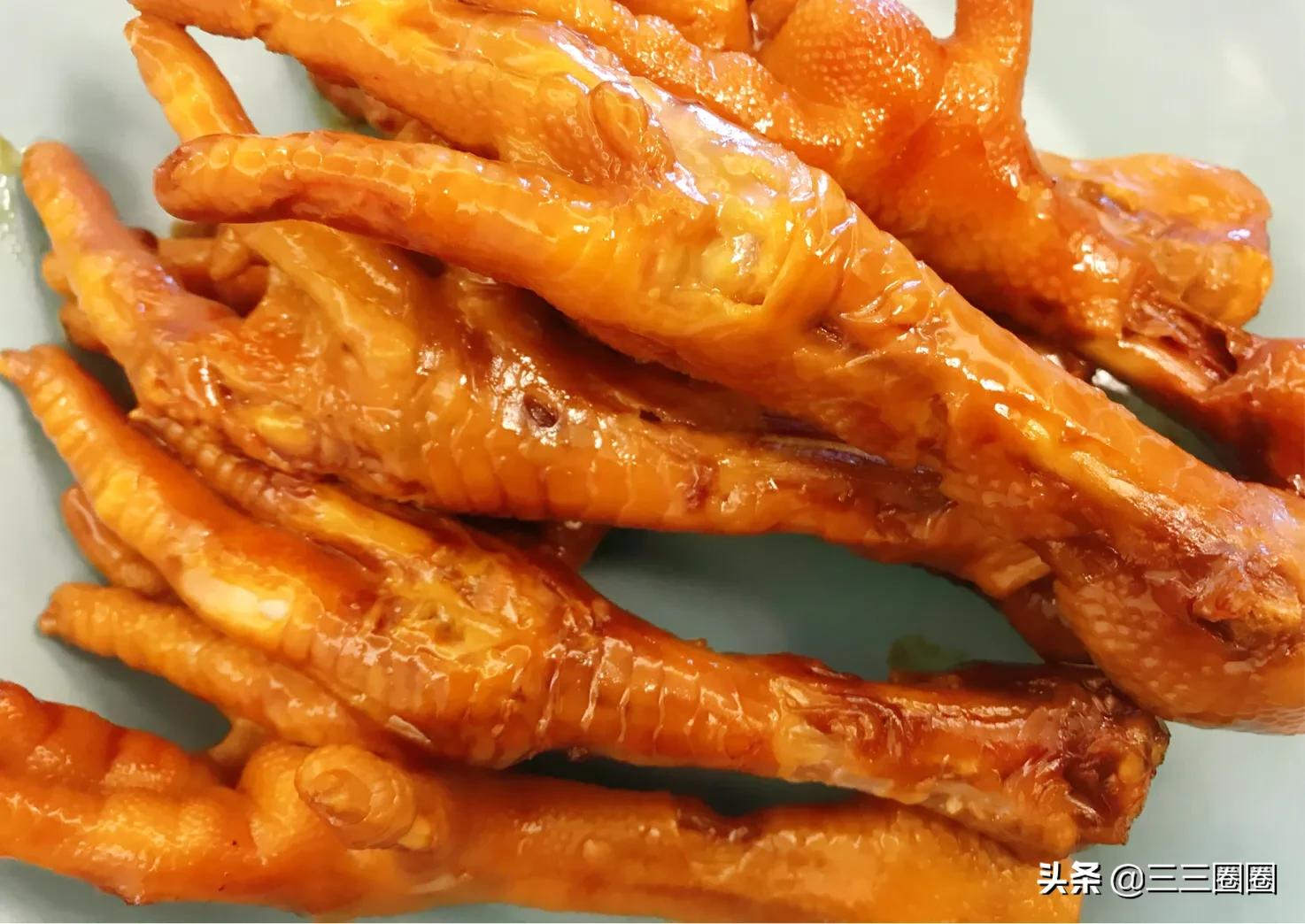 鸡爪怎样做才烂烀，一道快手卤凤爪教给您，40分钟出锅入口脱骨