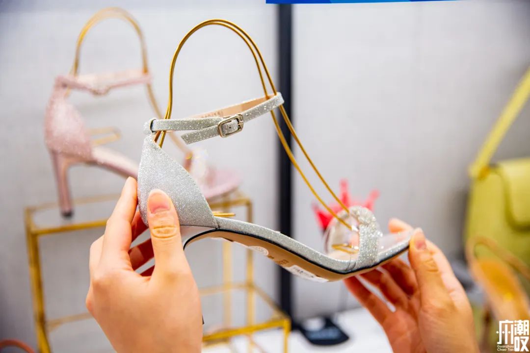 广州丽影广场团购,丽影广场会展中心团购