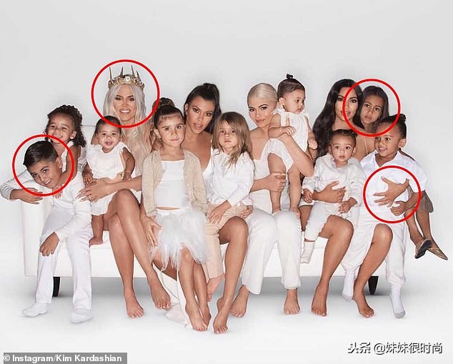 卡戴珊家族贺卡遭嘲弄，PS技术拙劣，金卡戴珊代孕女儿身形扭曲！