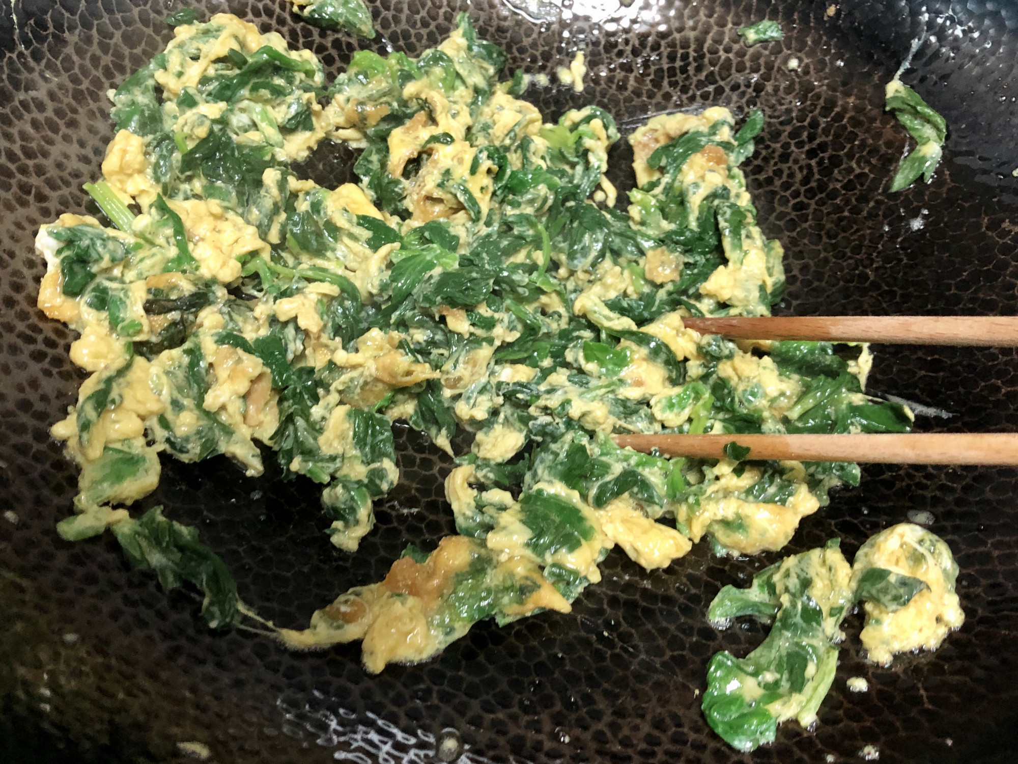 大头菜叶子晒干要怎么炒才好吃,怎么炒菜芽翠绿好吃又简单