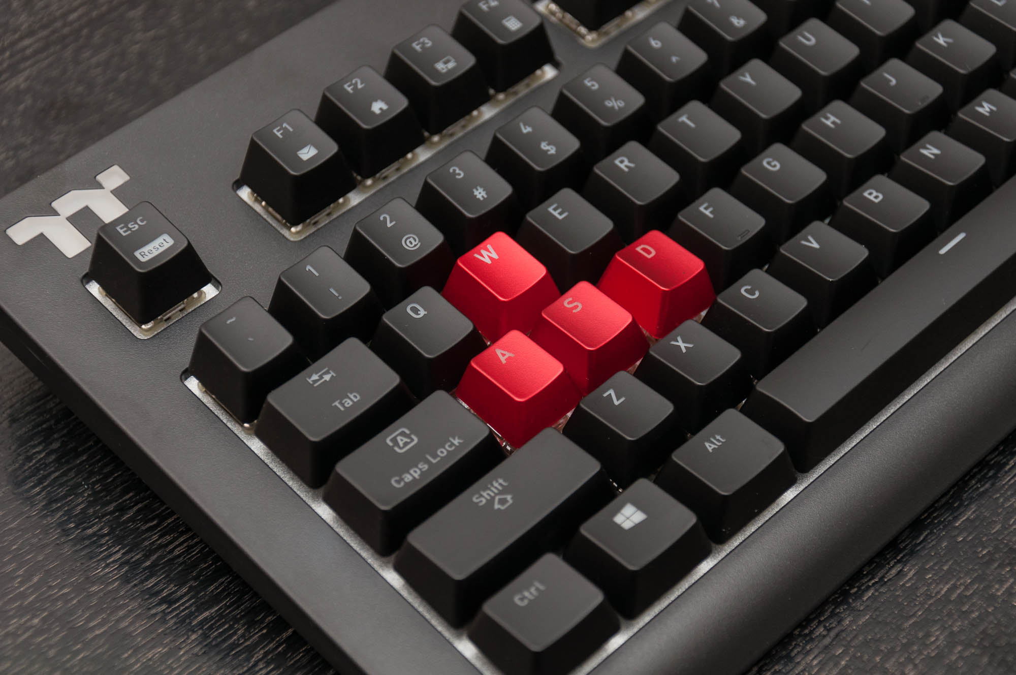 星脉x1银轴键盘开箱,血手光轴机械键盘评测