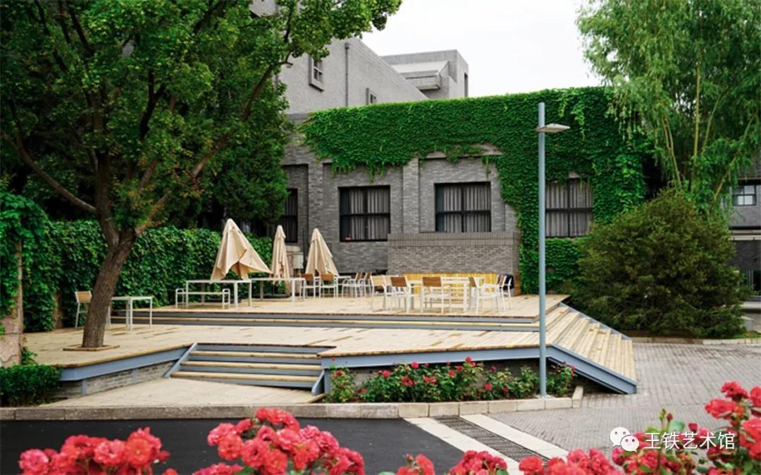 中央美术学院建筑设计师王铁,中央美术学院王铁教授