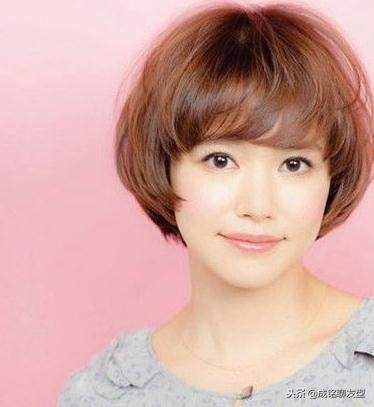 四十岁的女人圆脸型适合什么发型,圆脸四十岁的女人适合什么发型