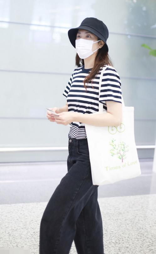 曾黎穿显胖的裤子,曾黎穿搭牛仔风格