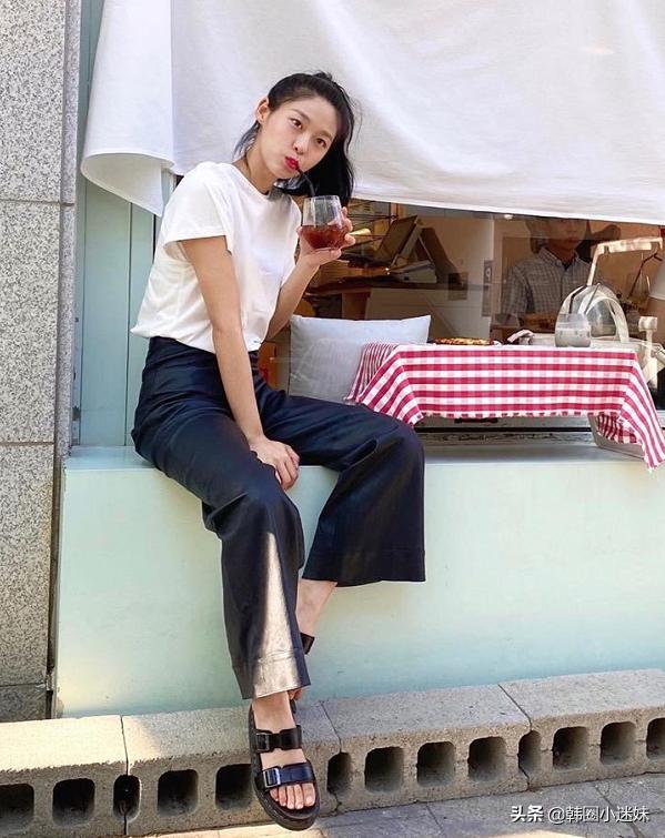 AOA雪炫卷入泰国香烟谣言FNC回应“没有事实根据！”