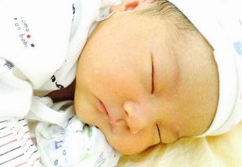 钧钧妈分享:新生儿吐奶、打嗝、腹胀、黄疸……,怎么办?