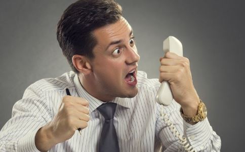 耳朵为什么会发热发红又烫,中耳炎耳朵痒怎么办快速解决方法