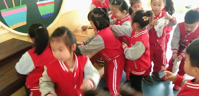 关于119消防的演练视频,119消防宣传日逃生视频