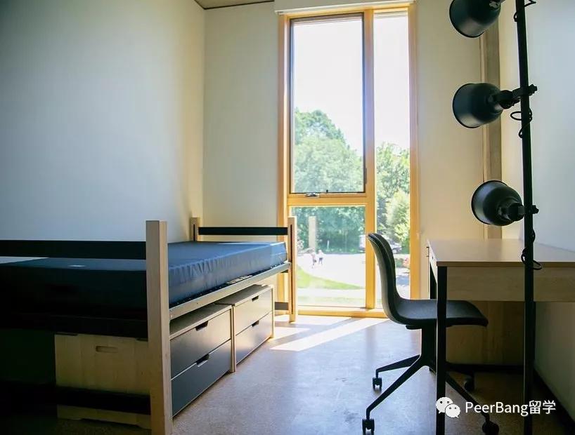 缇庡浗椤跺皷澶у涓轰粈涔堥偅涔堝,缇庡浗鍗氬+鍚噾閲忔渶楂樼殑瀛︽牎