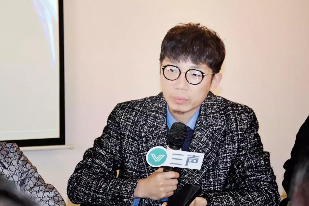 *子烟电**的未来：传统*草烟**集团与创业公司博弈战？