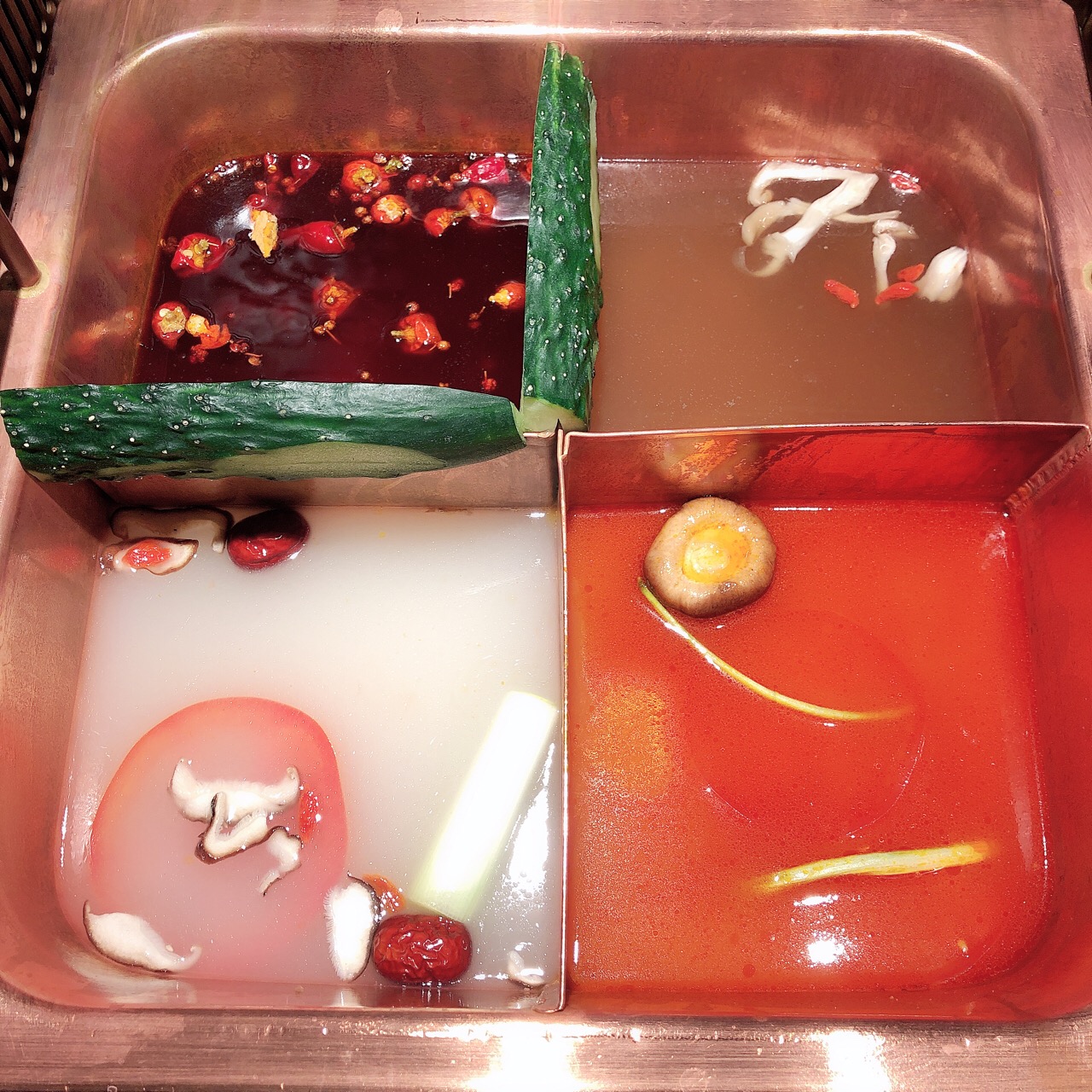 厦门老码头火锅吕厝店哪个街道,厦门万象城楼下美食