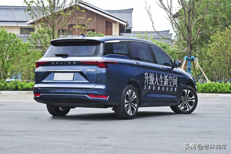 五菱凯捷第三排座椅坏了,五菱凯捷座椅硬