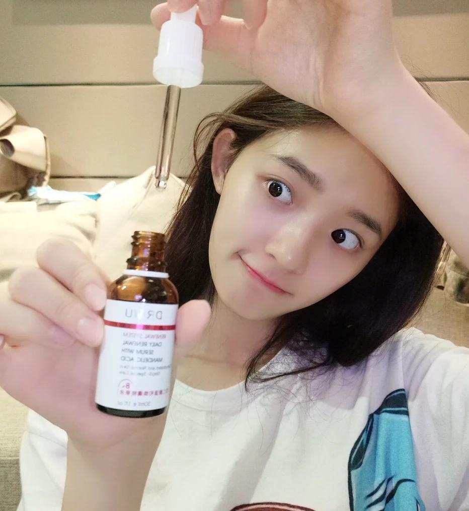 平价祛痘好物测评:理肤泉K乳见效快,红霉素软膏去闭口超赞