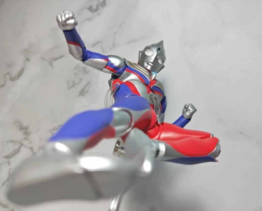 光的继承者迪迦奥特曼国语版,shf特利迦奥特曼开箱