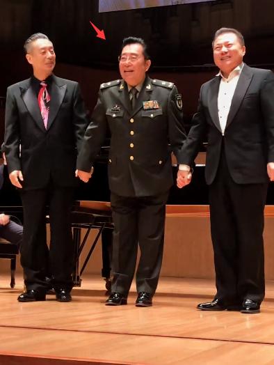 81岁李双江近况被曝,82岁李双江罕见登台演唱