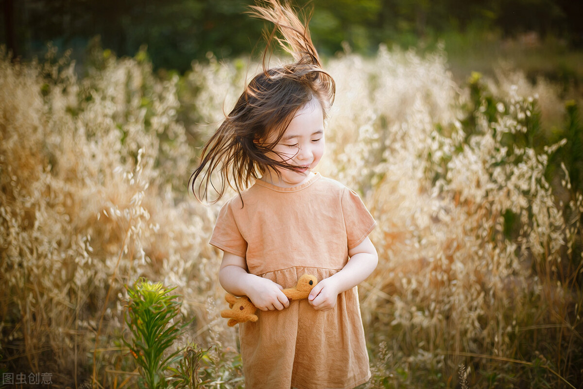 孩子在学校没有好朋友怎么办,怎么引导孩子交朋友和同学相处